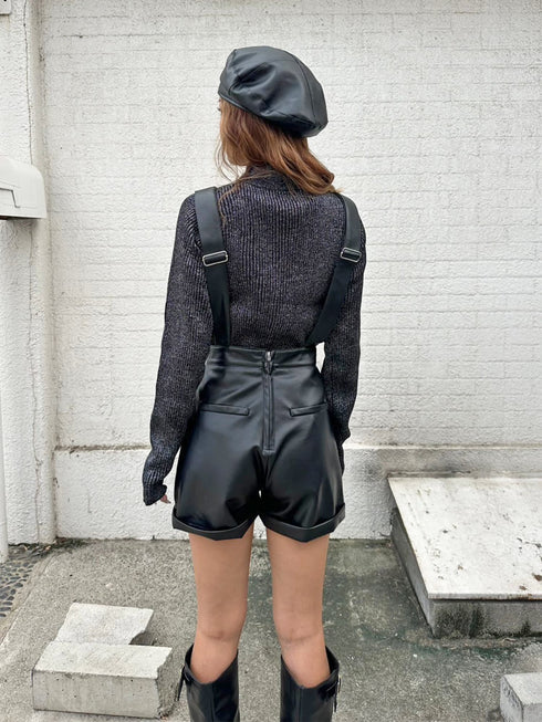 ソフトフェイクレザーサロペット