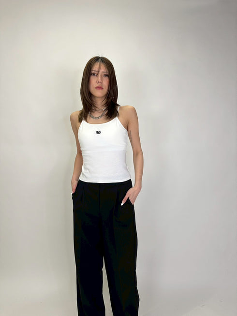 ロゴ刺繍キャミトップ