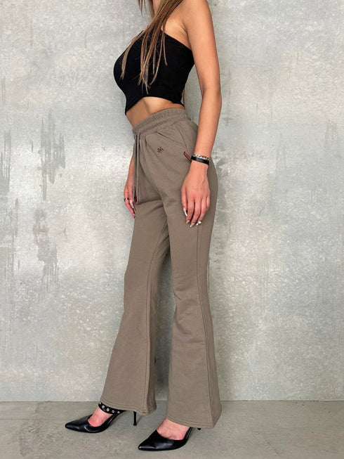 ロゴ刺繍加工風スウェットパンツ