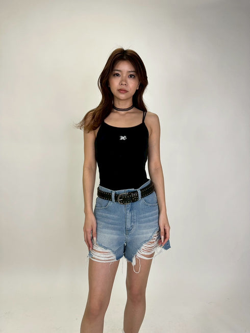 ロゴ刺繍キャミトップ