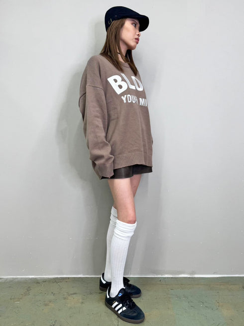 ロゴ刺繍ニットプルオーバー