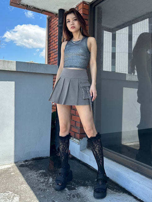 シャイニーショートタンクトップス