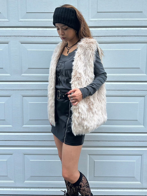 ベルト付フェイクレザータイトミニスカート