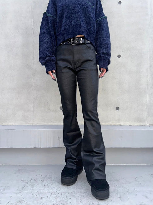 レザーコーティングフレアパンツ