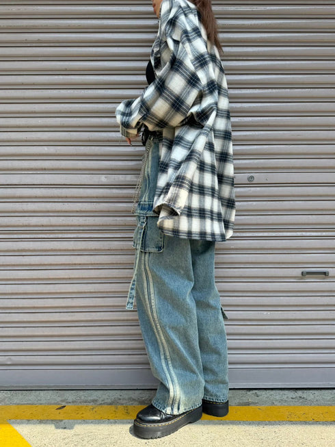 カーゴポケットワイドデニムパンツ