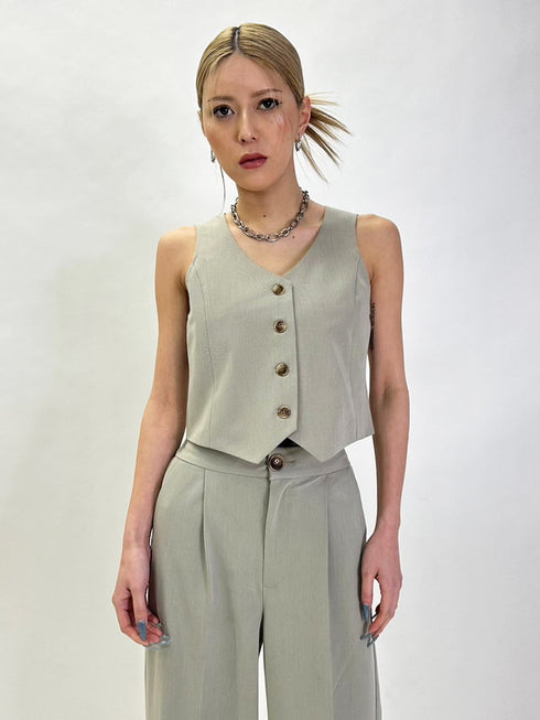 スリーブレスジャケットベスト