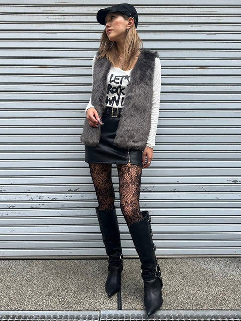 ベルト付フェイクレザータイトミニスカート