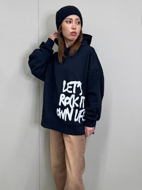 裾ロゴ裏毛トップ