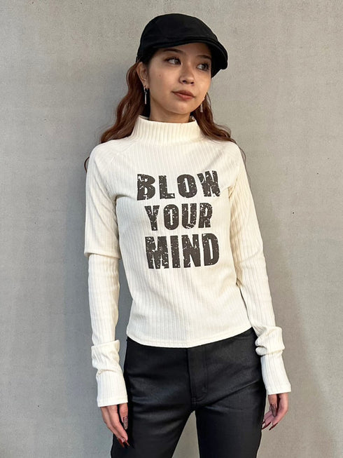 ロゴプリントニットソートップス