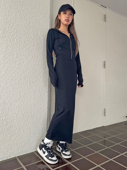 フロントジップリブフーディワンピース