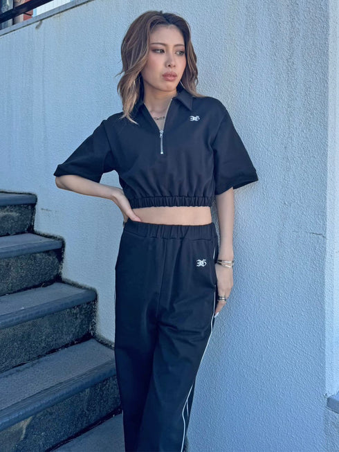 ハーフZIPロゴ刺繍トップス