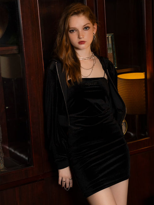 ラメ刺繍ベロアパーカー