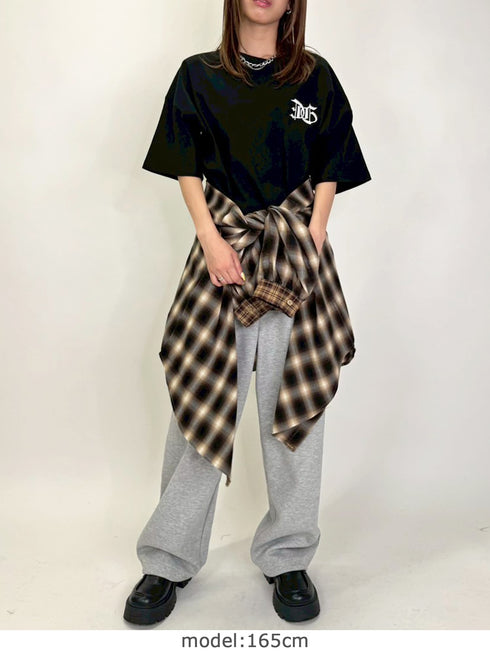 BIG刺繍ユニセックスTシャツⅢ