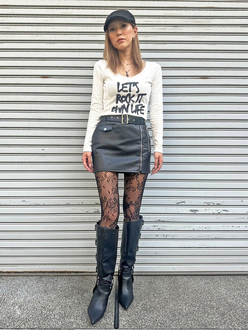 ベルト付フェイクレザータイトミニスカート