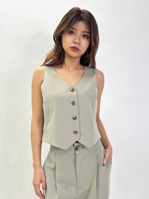 スリーブレスジャケットベスト