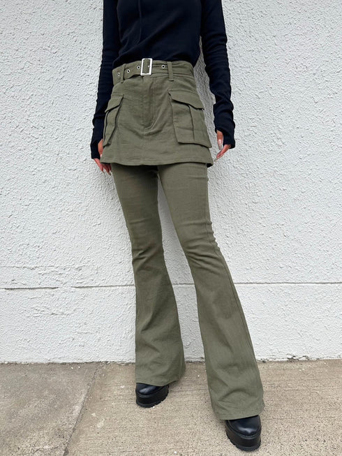 スカートドッキングフレアパンツ