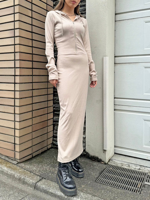 フロントジップリブフーディワンピース