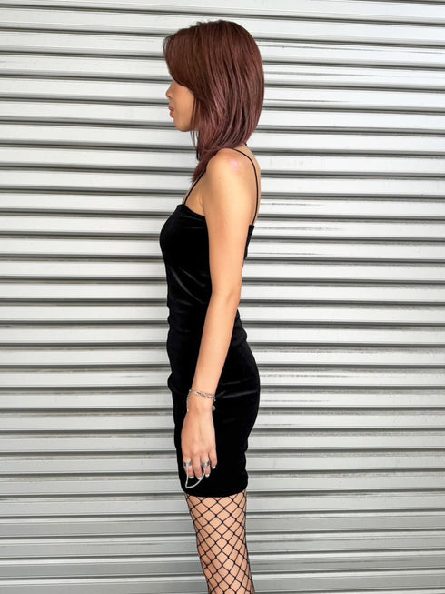 ラメ刺繍ベロアキャミワンピース