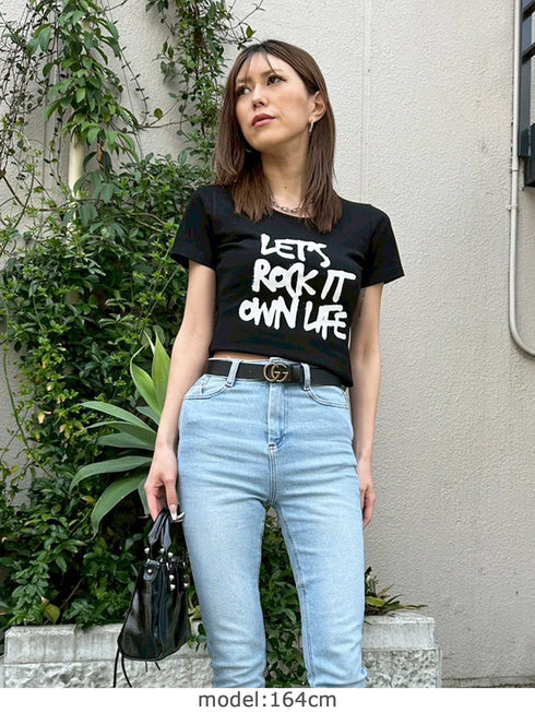 手書き風ロゴTシャツ