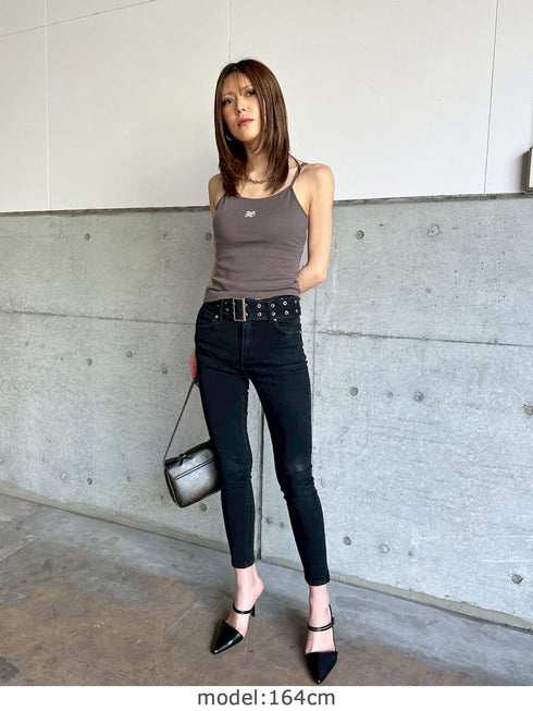 ロゴ刺繍キャミトップ