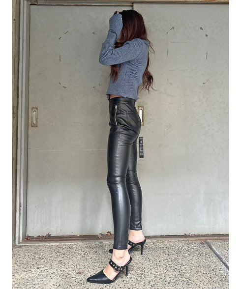 ジップフェイクレザースキニーパンツ