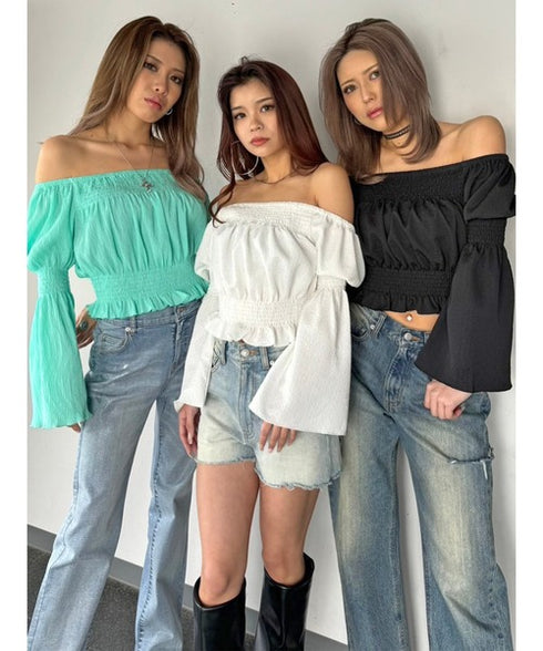 オフショルシャーリングトップス