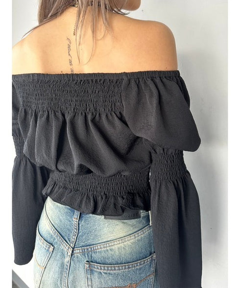 オフショルシャーリングトップス