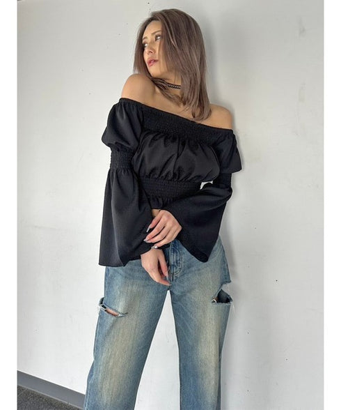 オフショルシャーリングトップス