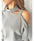 カットアウトスウェットトップス