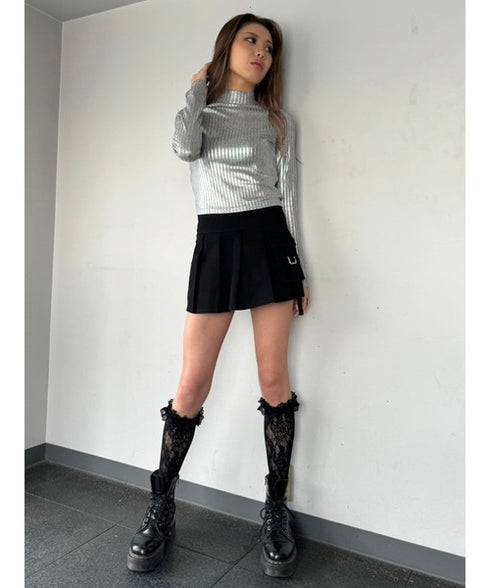 ボトルネックホイルプリントリブトップス