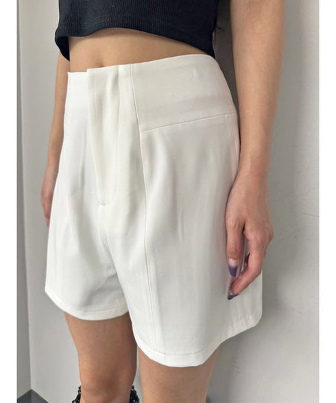 ハイウエストショートパンツ