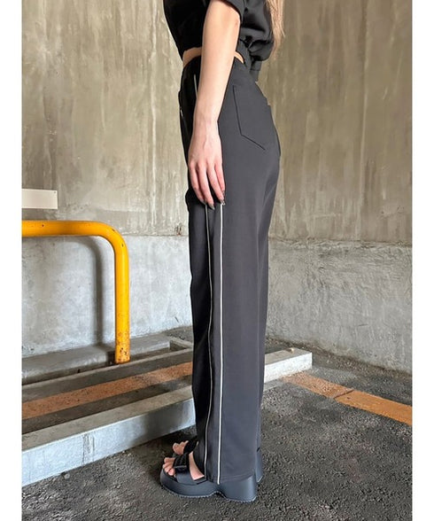 パイピングラインロゴ刺繍ワイドパンツ