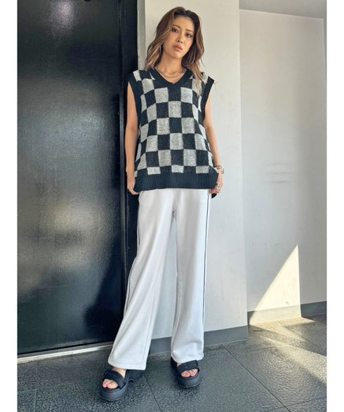 パイピングラインロゴ刺繍ワイドパンツ