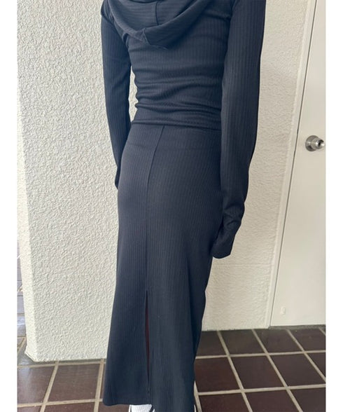 フロントジップリブフーディワンピース