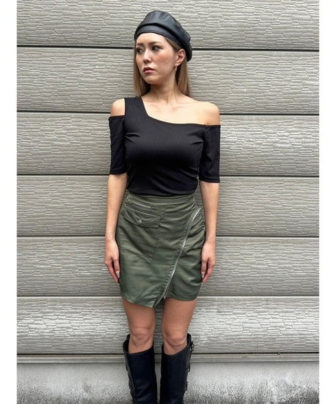 アシメデザインカットリブTOP