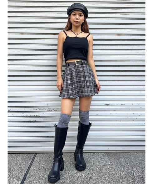 フェイクレザーベルト付プリーツスカート
