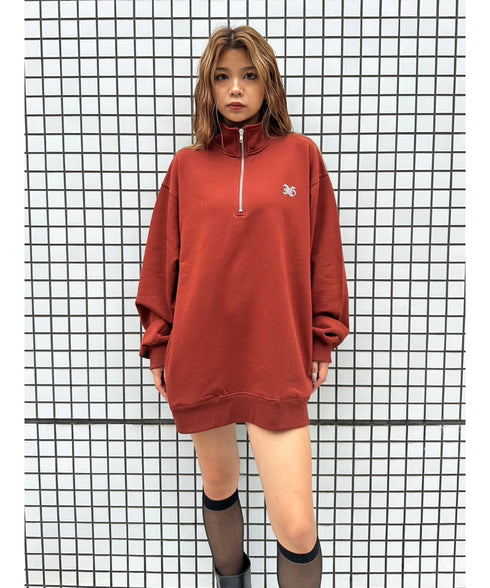 EGロゴ刺繍ハーフジップトップス