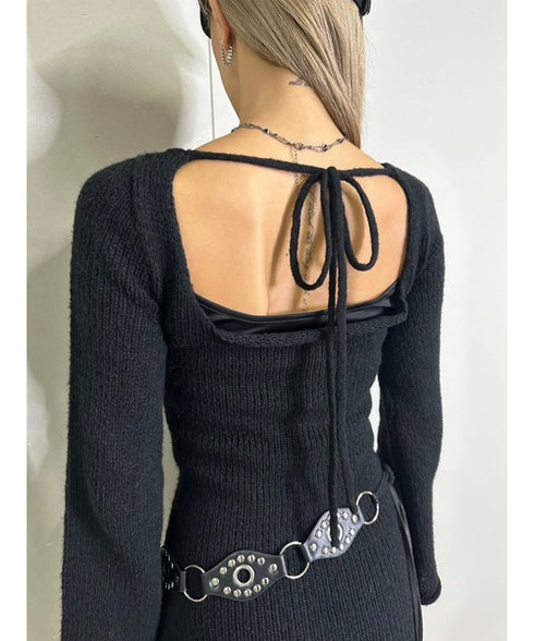 バックオープンニットワンピース