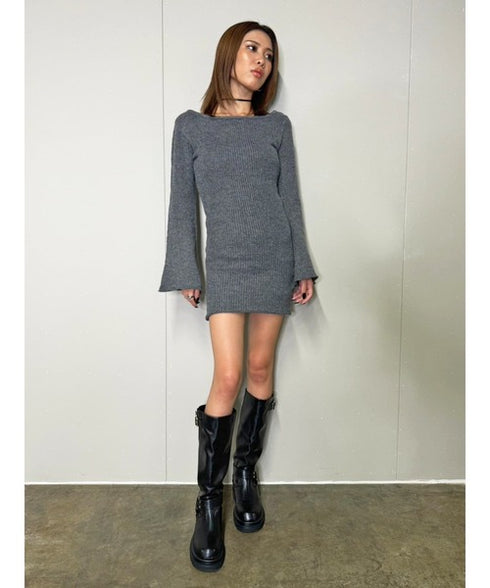 バックオープンニットワンピース