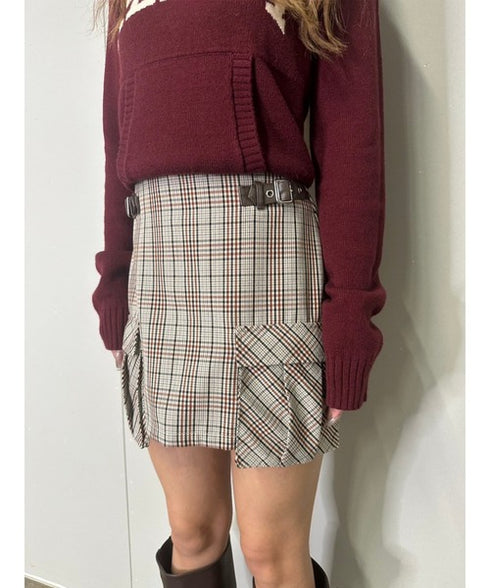 サイドベルトチェック柄スカート