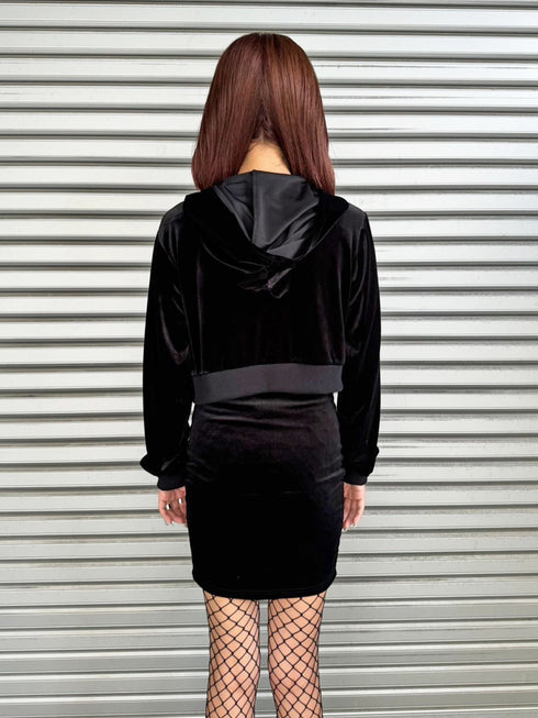 ラメ刺繍ベロアパーカー