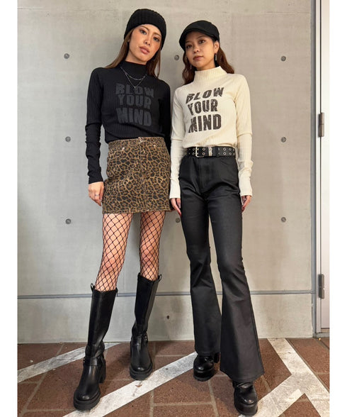 ロゴプリントニットソートップス