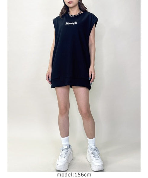 オーバータンクトップ