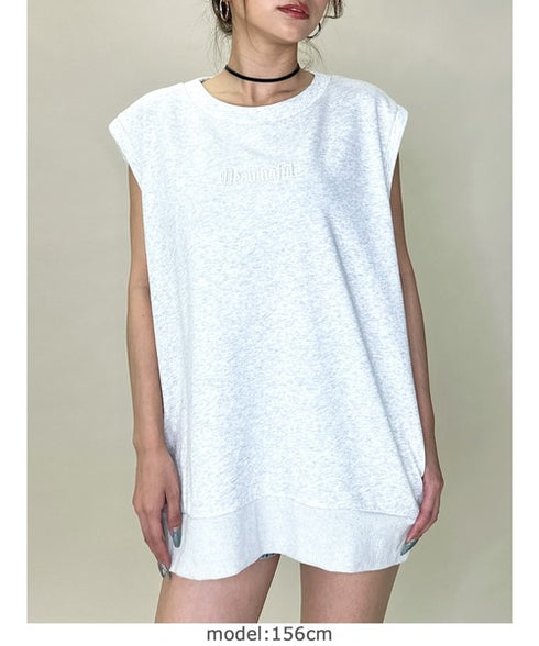 オーバータンクトップ