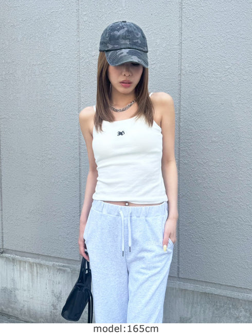 ロゴ刺繍キャミトップ