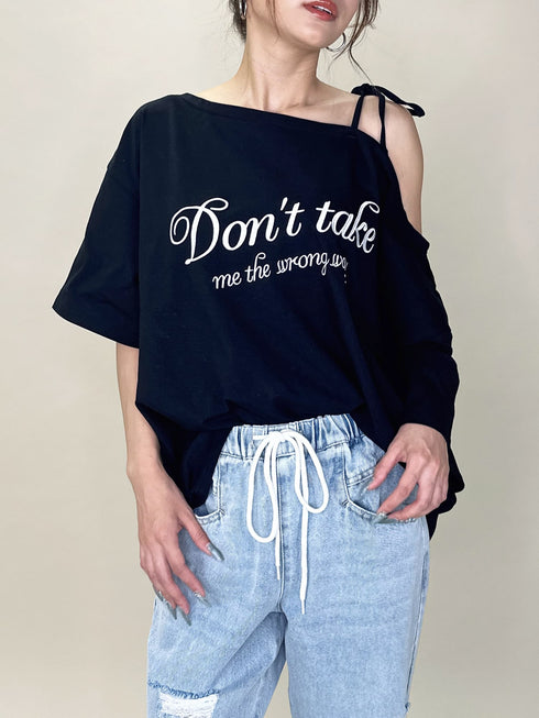 ロゴワンショルカットソートップス