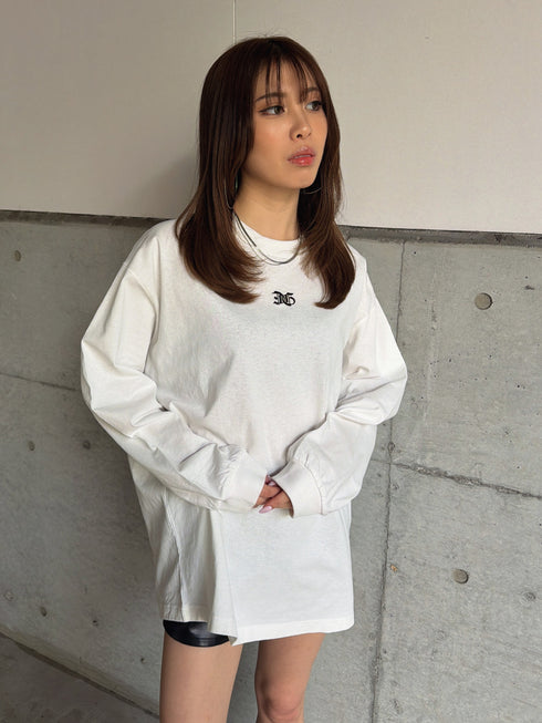 フロント刺繍ユニセックスロンT