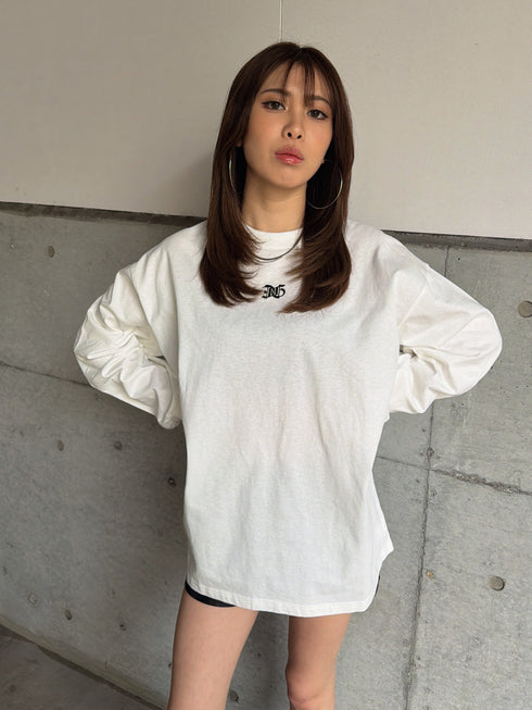 フロント刺繍ユニセックスロンT