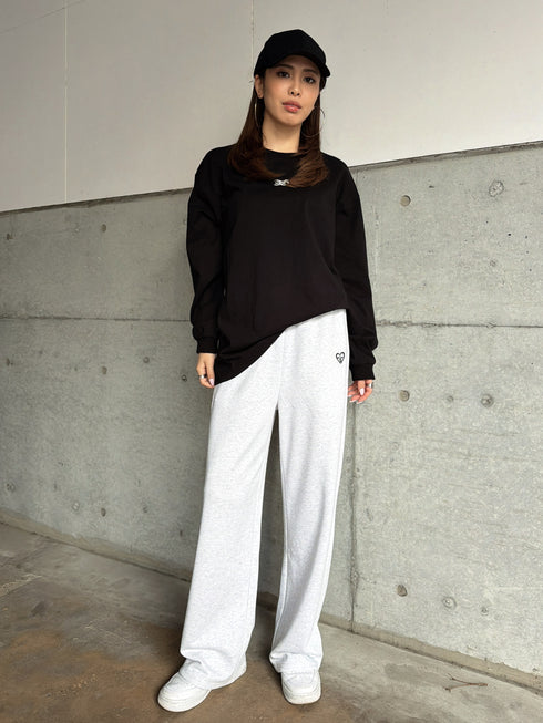 フロント刺繍ユニセックスロンT