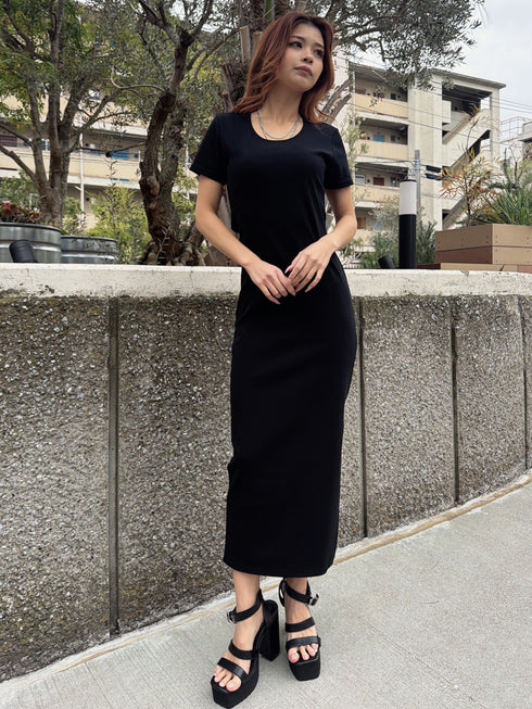 バックオープン半袖ロングワンピース